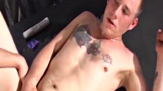 ТиДжей Каммингс трахает Кори Вудэлла