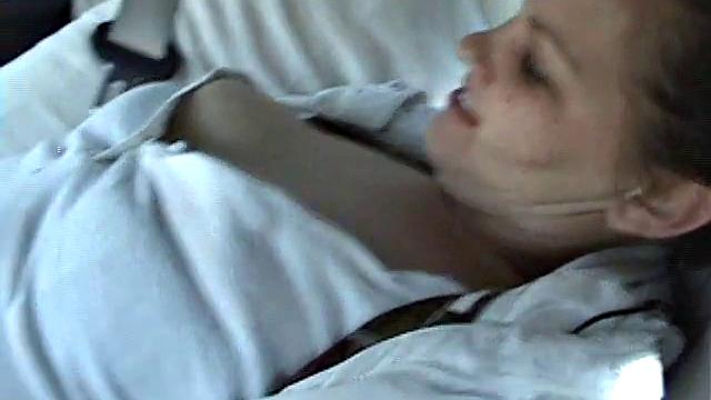 Sexy Teen Girlfriend Gets Fingered And Blows Cock