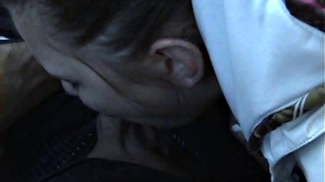 Sexy Teen Girlfriend Gets Fingered And Blows Cock