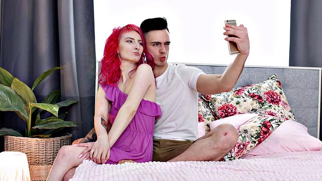 Young Courtesans - Alien Fox - Pink-hair escort girlfriend experience