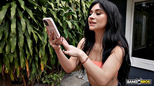 Delilah Wants Stepdad's Cock