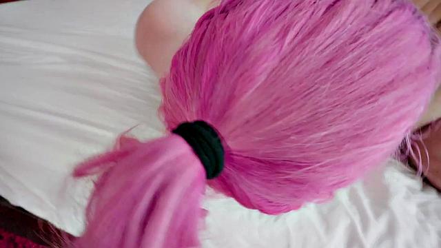 Big-titted babe deepthroating her boyfriend