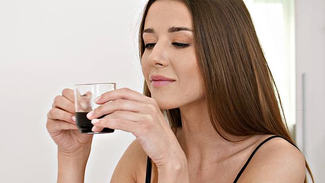 Cunnilingus enhances her morning coffee