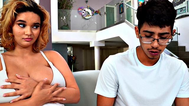 crystal chase бросила теннис и устроила секс-матч с большими сиськами