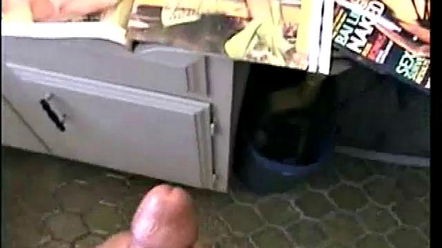 Завораживающий отсос для натурала Зака - он не сдержался