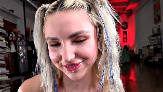 20yo cheerleader HJ after game and dirty talk