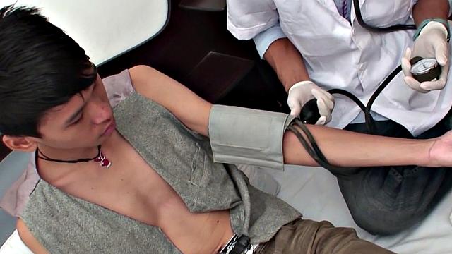 Nippon patient barebacked by doctor in home visit