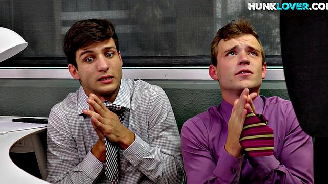 Black hunk barebacks colleague in 3way till cumshot