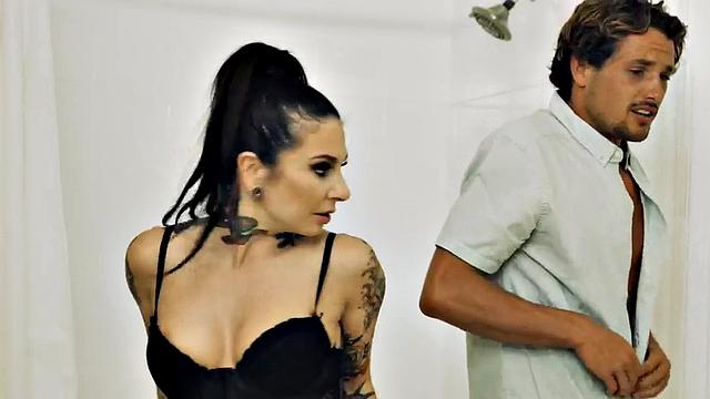 Perv inked masseuse throating client before doggy-style