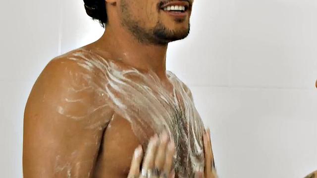 татуированная массажистка глубоко сосёт и даёт в догги