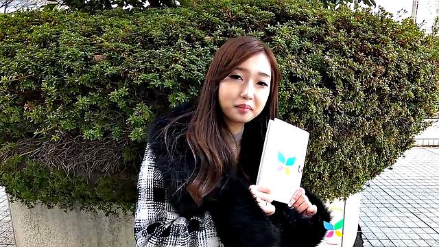 Introducing Haruka Izumi and her ass