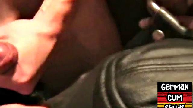 Masked German amateur gangbanged in sling action