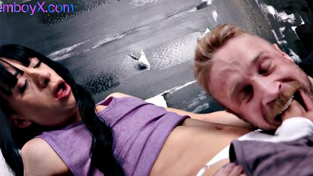 21yo skinny femboy barebacked by jock in anal pleasure