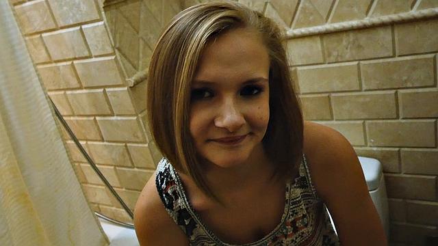 пайсли болт забила на дела, но брату всегда отсосёт