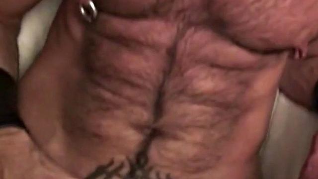 Amateur creampied German gay fucked in sling by top