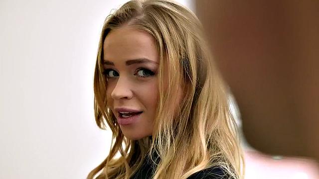 Cute tiny lez babe assfingered and pussylicked in threesome