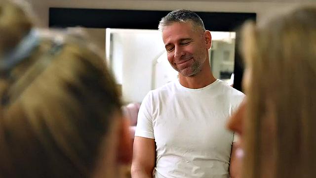 Cute tiny lez babe assfingered and pussylicked in threesome