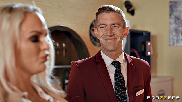 No-Tell Hotel Part 3