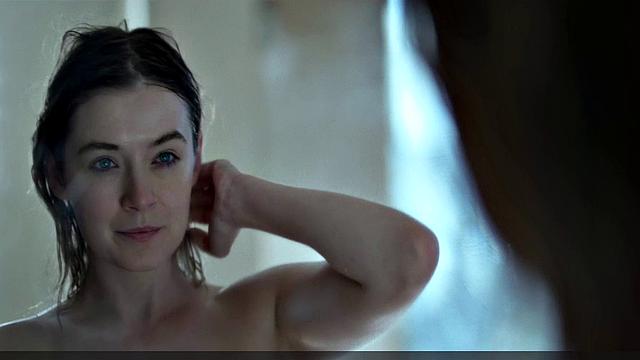 Sarah Bolger nude ass