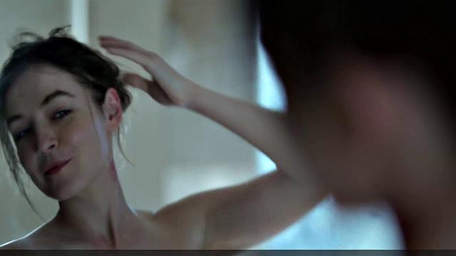 Sarah Bolger nude ass