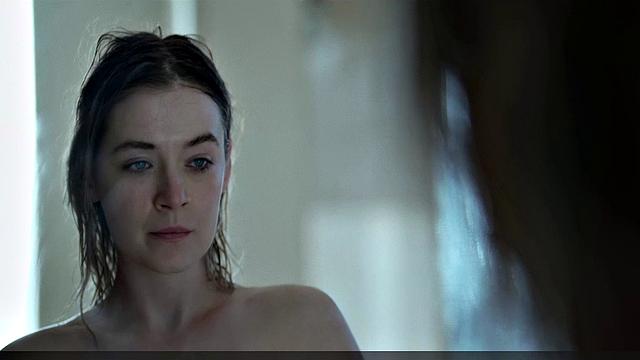 Sarah Bolger nude ass