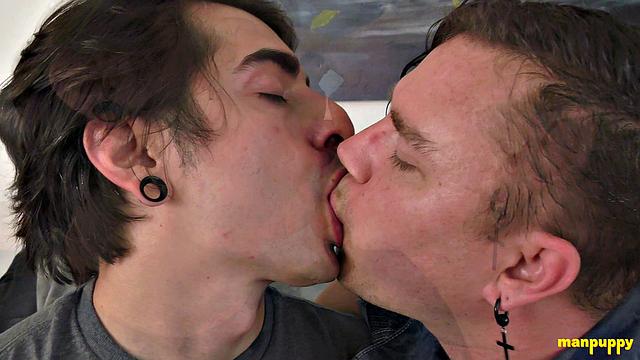 Passionate Gay Kiss with Johnny & Leo - Johnny Mercy & Leo Blue
