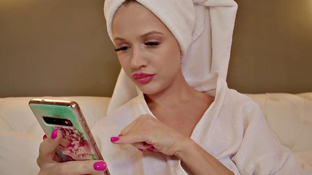 Blonde MILF with long hair gets her trimmed pussy drilled in living room