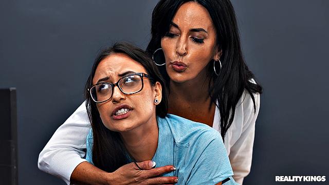 Slutty Girl Gets MILF Bossed