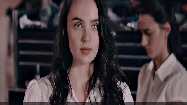 Stevie Lynn Jones perky nipples