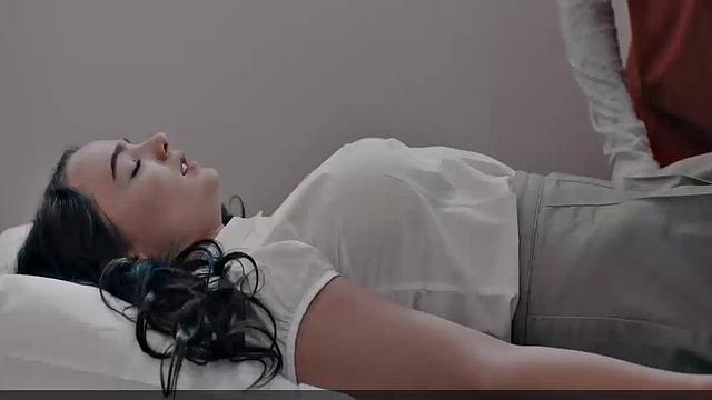 Stevie Lynn Jones perky nipples