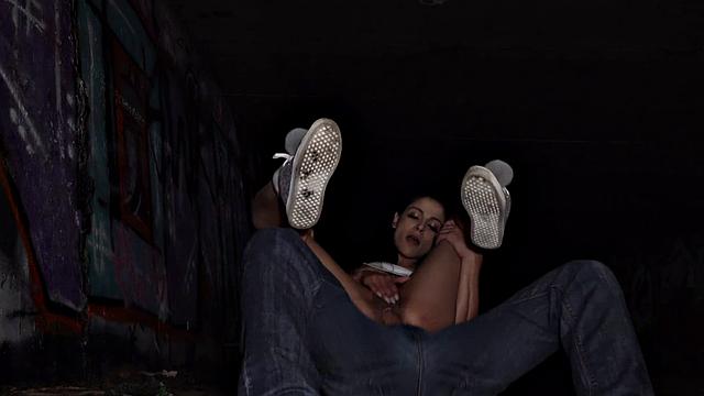 Skinny eurobabe pulled into giving head during sex