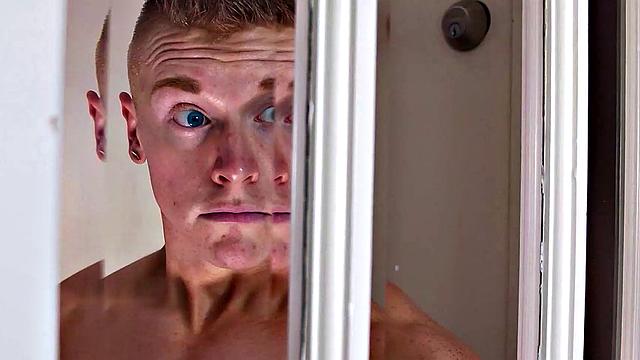 Hot Twink Rails BBC At Gym - NextDoorStudios