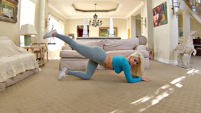 Layla Price Goes Deep On A Big Cock