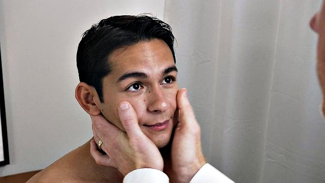 Petite twink gets fucked by doctor in infirmary after BJ