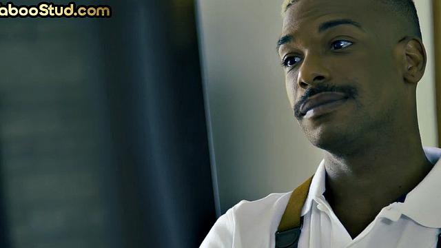 Weird stud gets IR fucked in front of stepbrother voyeur