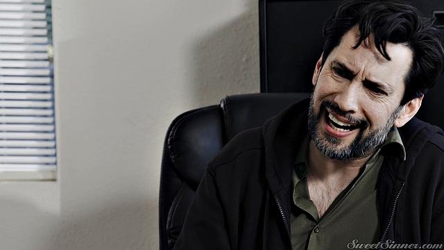 Соблазнительница 4 - Сцена 3 - Самый горячий минет