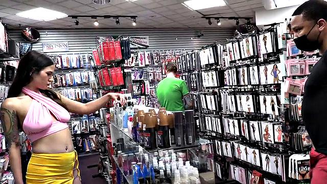 Jerking-loving slut getting cumdrenched