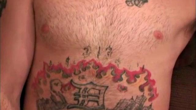 рик дрочит рабочему, чтобы смена запомнилась