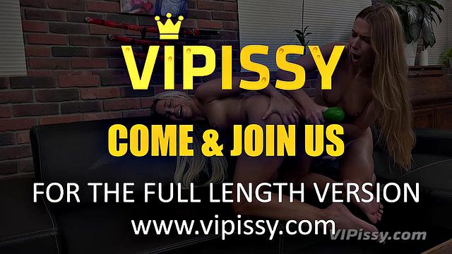 Vipissy - Lola Alexis - Piss