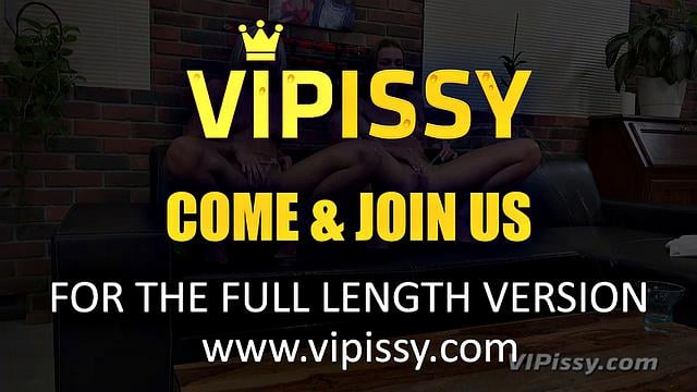 Vipissy - Lola Alexis - Piss