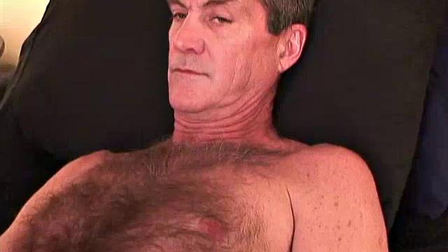 Those of you who have followed me for a long time know that I love hairy men, like this one! Jessie is originally from Georgia, moved to Florida, married and had a family, got divorced, and is now back in Georgia.