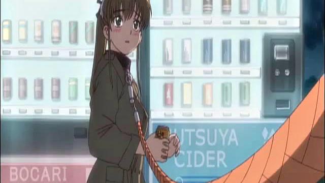 хозяин ведёт грудастую служанку на поводке - прогулка для взрослых