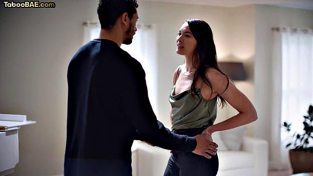 Cute babe pussyfucked by BF