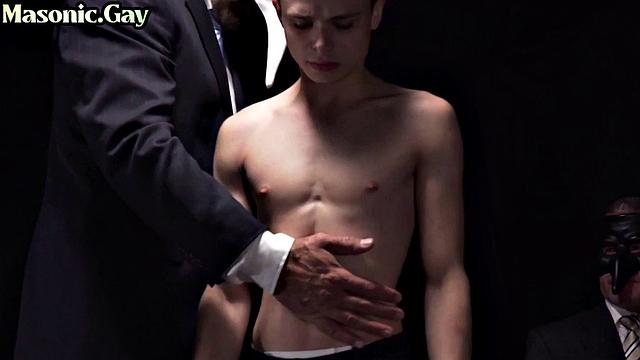 Masonic apprentice inspected by leaders