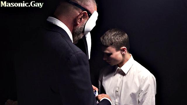 Masonic apprentice inspected by leaders