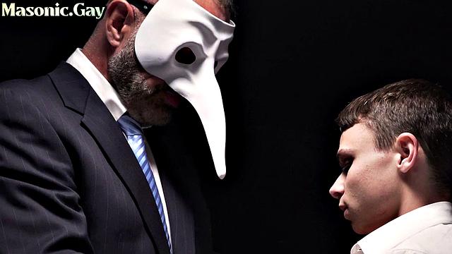 Masonic apprentice inspected by leaders