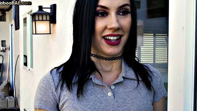 21yo babysitter fuck in taboo 3way while licking MILF