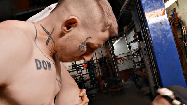 Rimjob mechanic barebacks his colleague on work