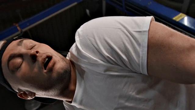 Rimjob mechanic barebacks his colleague on work