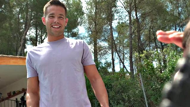 Dirty bikini slut pounded in hairy pussy outdoor